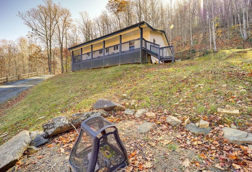 Pet Friendly Cabin W/ Fire Pit In Spruce Pine!