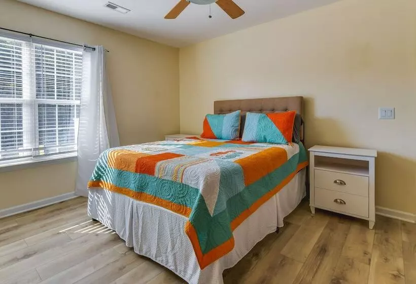 Peaceful Troutman Home: 5 Mi To Lake Norman!