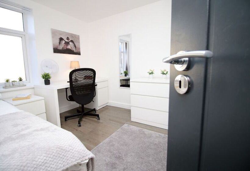Pensionat Cardiff Private Double Rooms With Shared Bathroom Wi Fi And Free On Street Parking