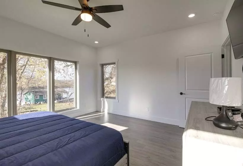 Pet Friendly Cotter Retreat W/ Deck & Gas Grill!