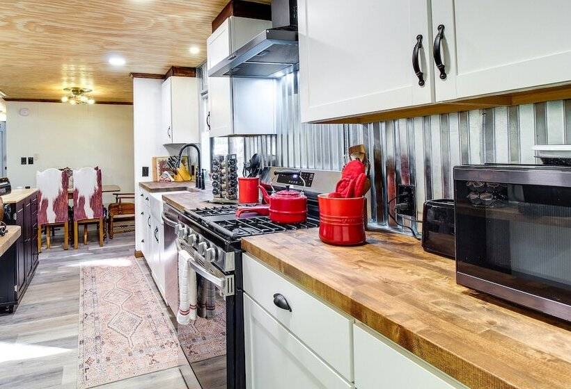 Pinetop Lakeside Cabin Rental: Porch & Fire Pit!