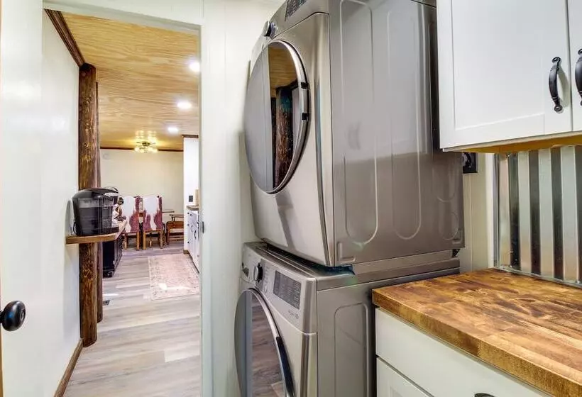 Pinetop Lakeside Cabin Rental: Porch & Fire Pit!