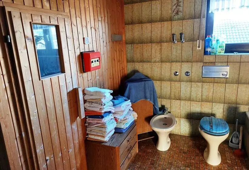 Private Room In Country House, Erkelenz