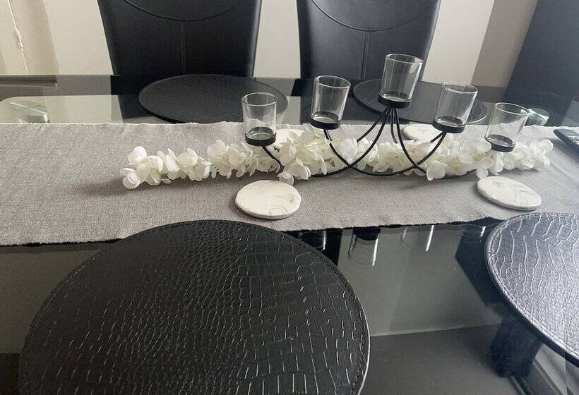 住所 Modern 3bed Garden House In Croydon, London ,uk