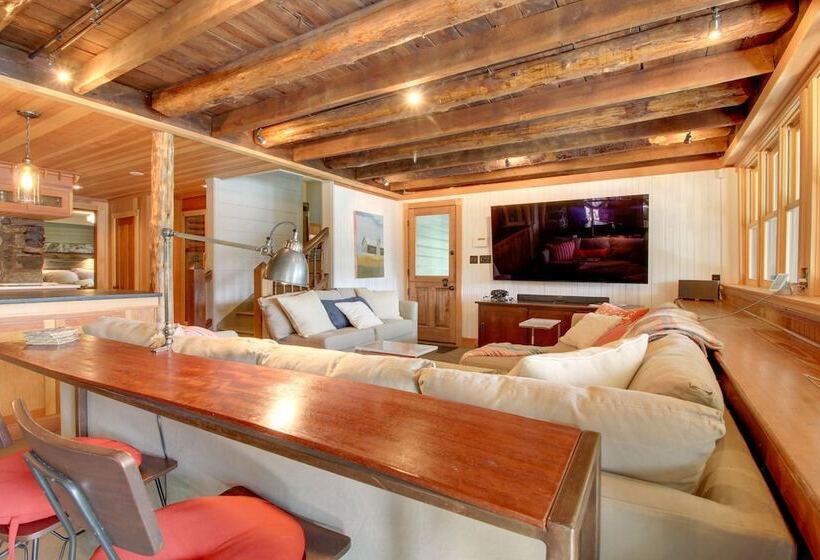 Serene Silver Bay Home On Lake George W/ Boat Slip