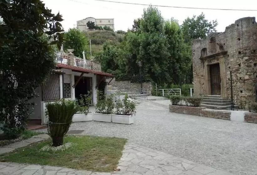 Silica Residence