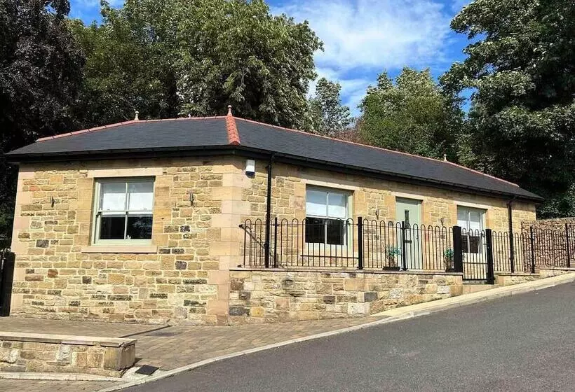 Stunning 3 Bed Cottage, 15mins From Newcastle