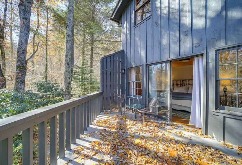 Stunning Cashiers Vacation Home W/ Mountain Views!