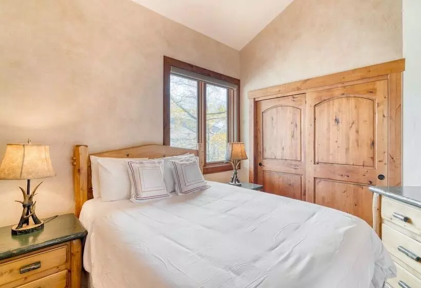 Topaz Estate By Avantstay Luxe Home, Pool + View