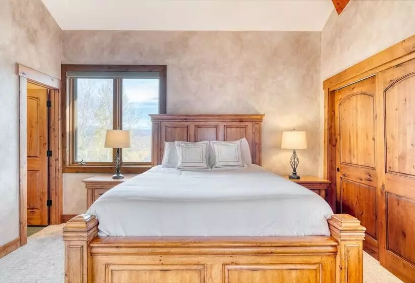 Topaz Estate By Avantstay Luxe Home, Pool + View