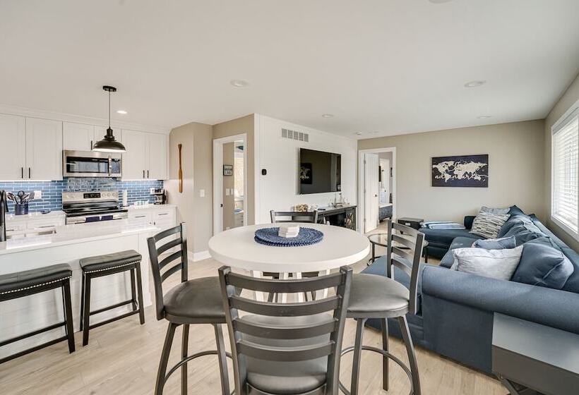 Cozy Algonac Home W/ Grill: Walk To St Clair River