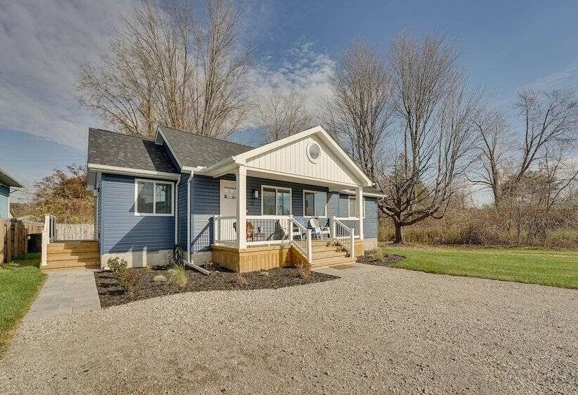 Cozy Algonac Home W/ Grill: Walk To St Clair River