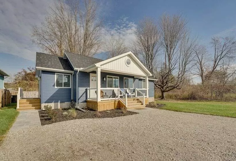 Cozy Algonac Home W/ Grill: Walk To St Clair River