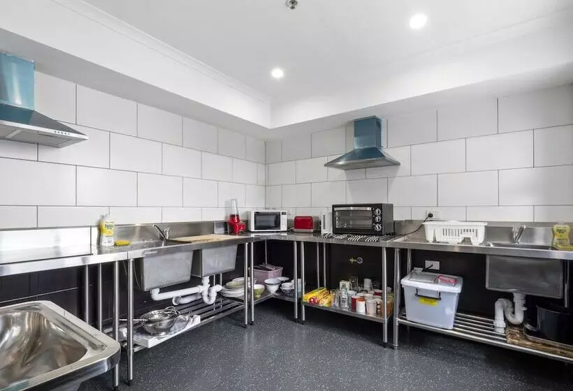 هاستل Venus Surry Hills Female Only