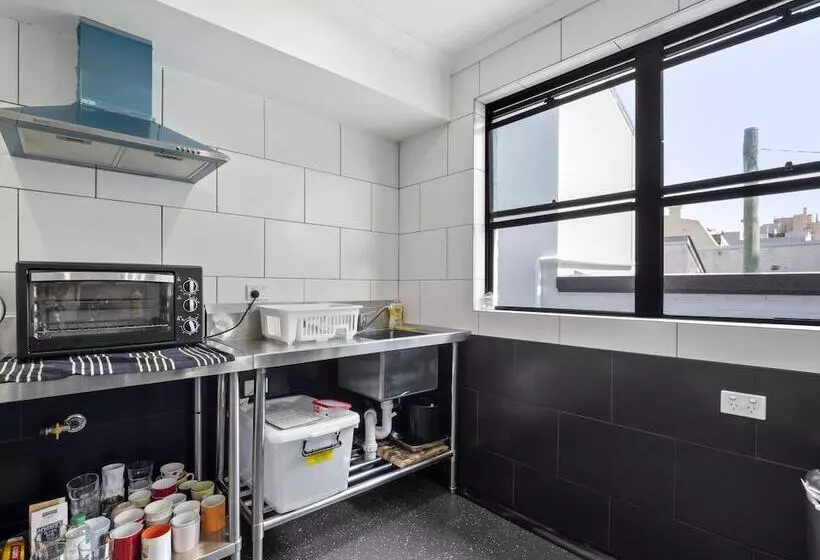 هاستل Venus Surry Hills Female Only