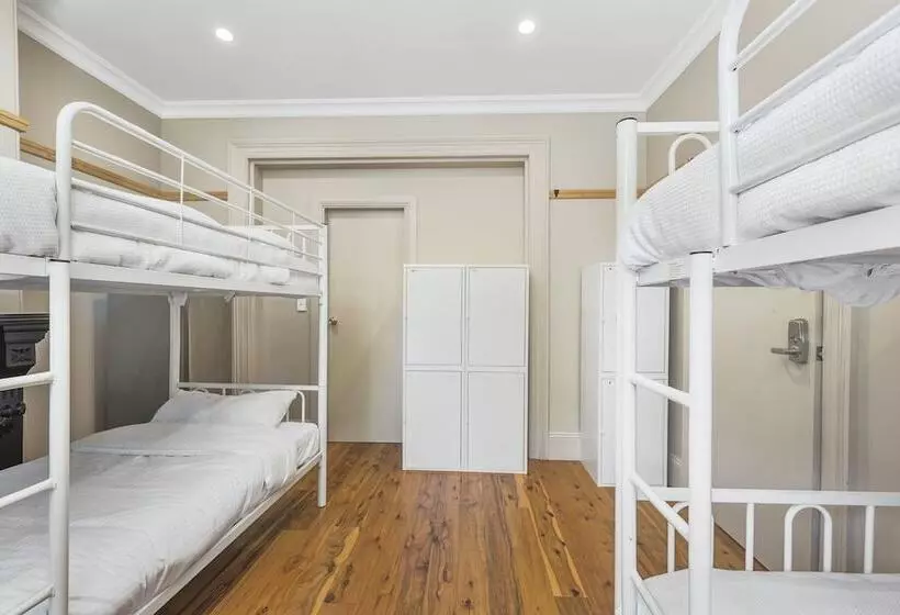 هاستل Venus Surry Hills Female Only