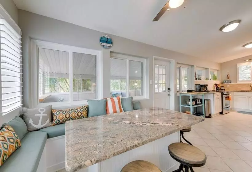 Waterfront Topping Vacation Home W/ Boat Dock!