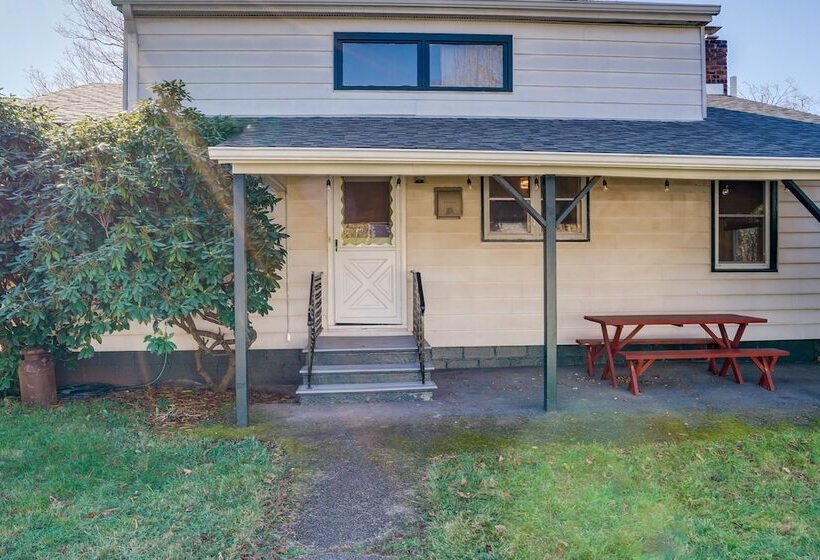 Windham Home Near Mountain Biking & Hiking Trails!