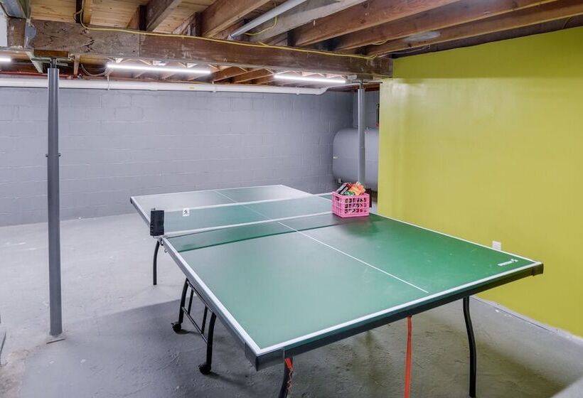 Windham Home Near Mountain Biking & Hiking Trails!