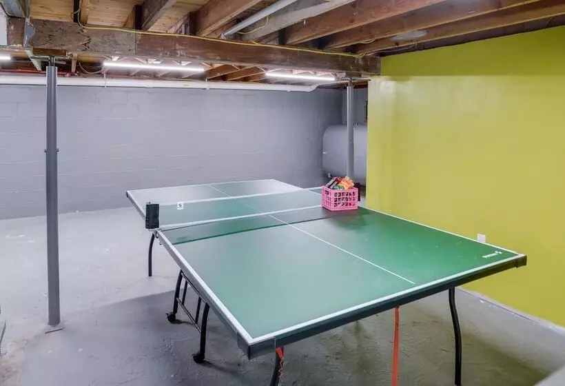 Windham Home Near Mountain Biking & Hiking Trails!