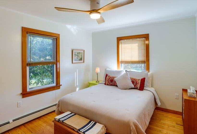 Windham Home Near Mountain Biking & Hiking Trails!