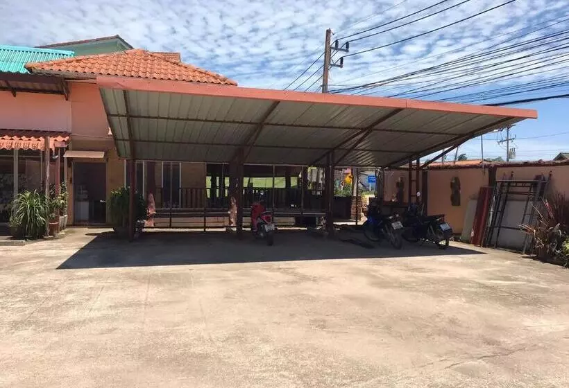 Retkeilymaja M.p Resort