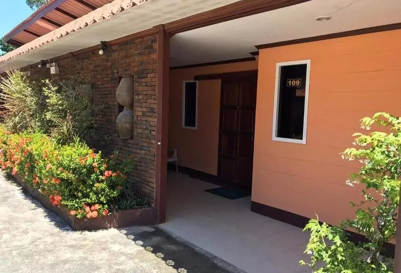 Retkeilymaja M.p Resort