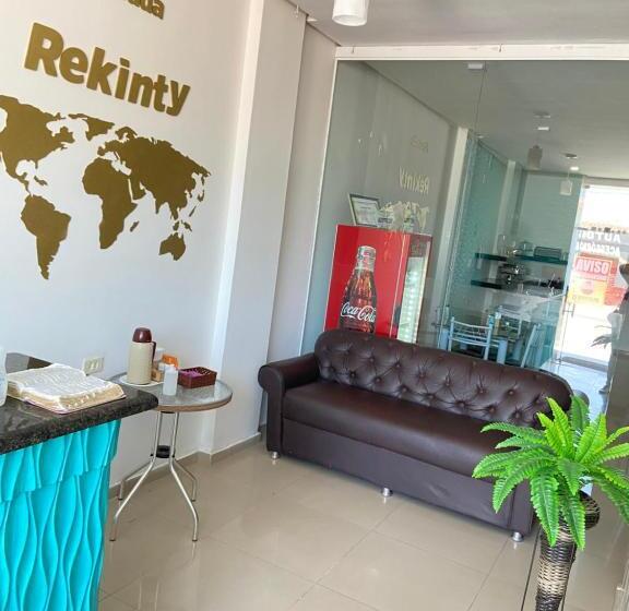 הוסטל Pousada Rekinty