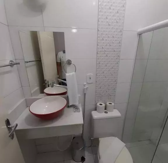 Retkeilymaja Pousada Rekinty