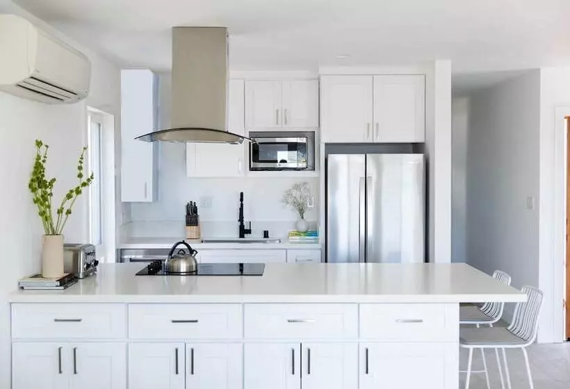 Avalon Ii By Avantstay Chic & Stylish San Diego Condo W/ Vibrant Interiors