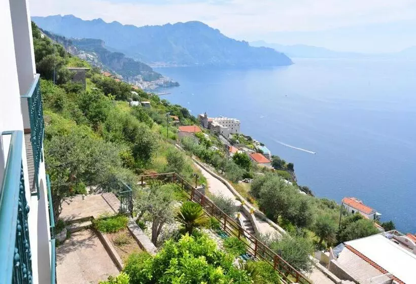 Aamiaismajoitus (B&B) Sea View Apartments Amalfi Coast By Amalfi Coast With Locals