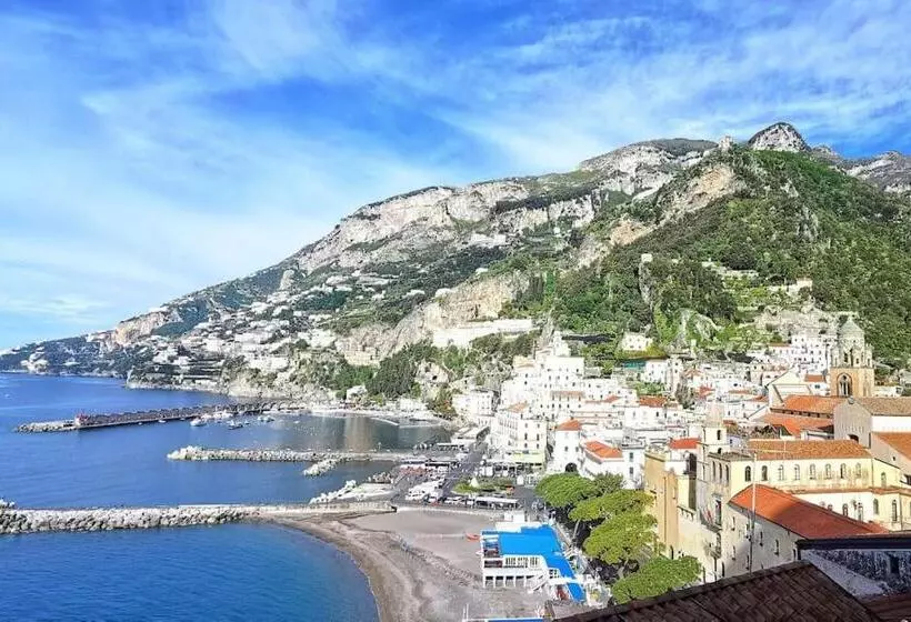 Aamiaismajoitus (B&B) Sea View Apartments Amalfi Coast By Amalfi Coast With Locals