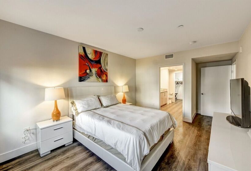 Global Luxury Suites Irvine