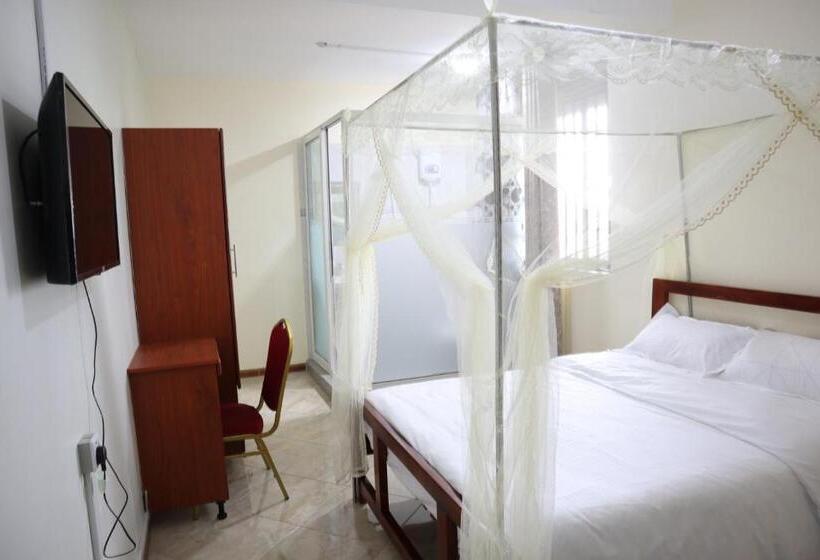 هتل Apollo Inn Fortportal