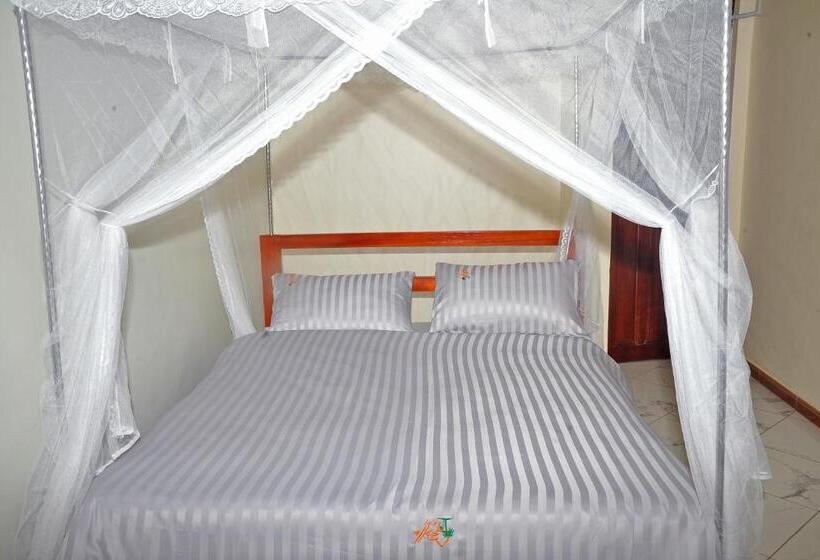 هتل Apollo Inn Fortportal