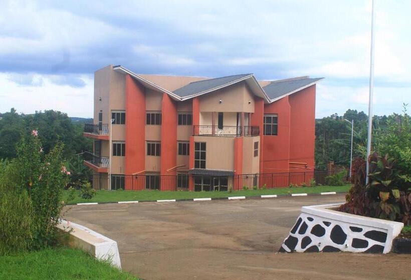 هتل Apollo Inn Fortportal
