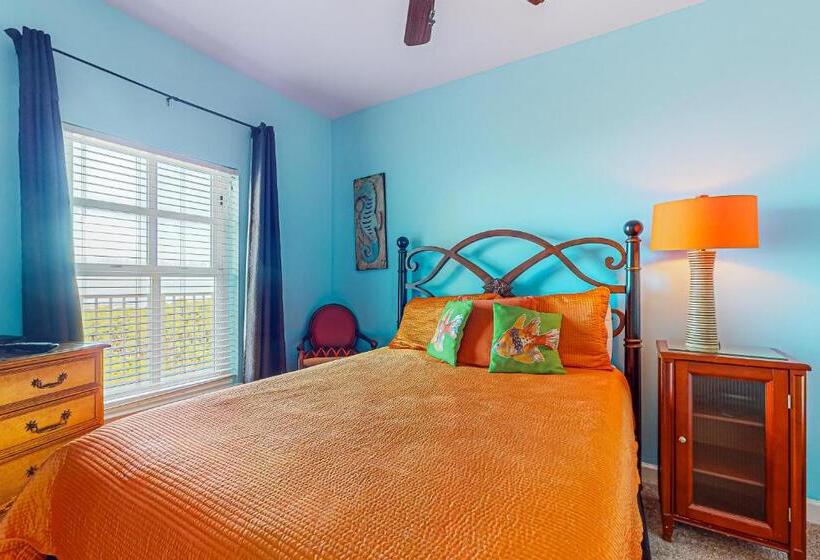 호텔 The Indies 708