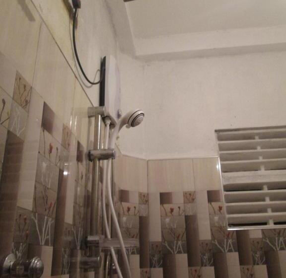 بنسيون Ariyawansa Guest House