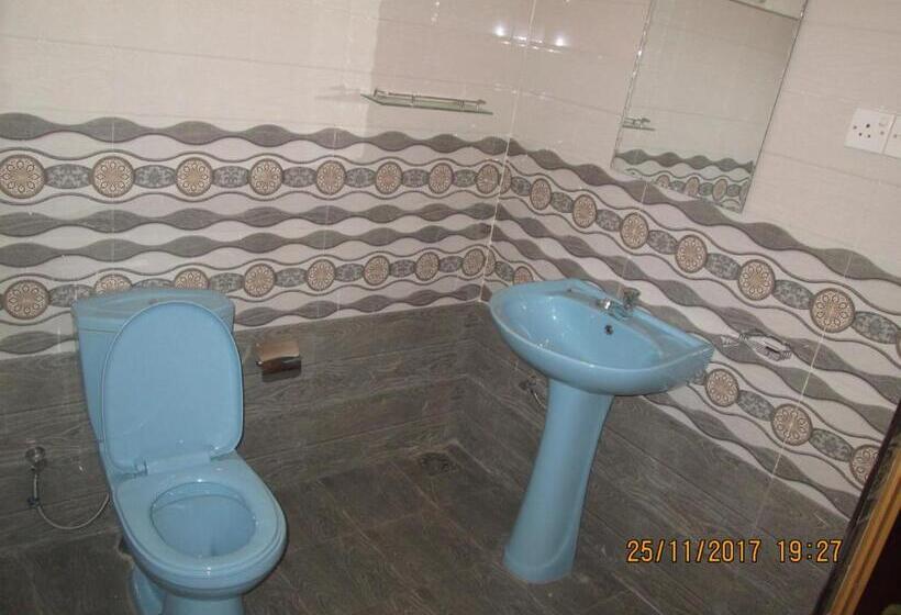 بنسيون Ariyawansa Guest House