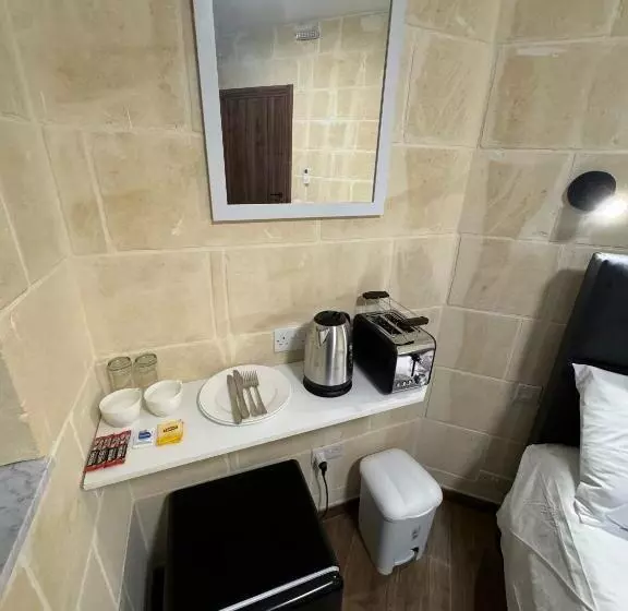 پانسیون Capital Heights Room, Victoria