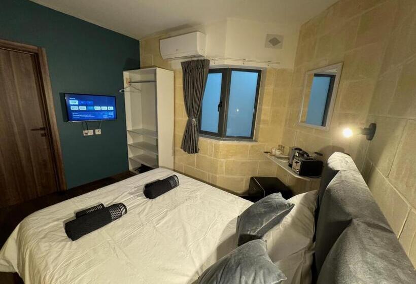 پانسیون Capital Heights Room, Victoria