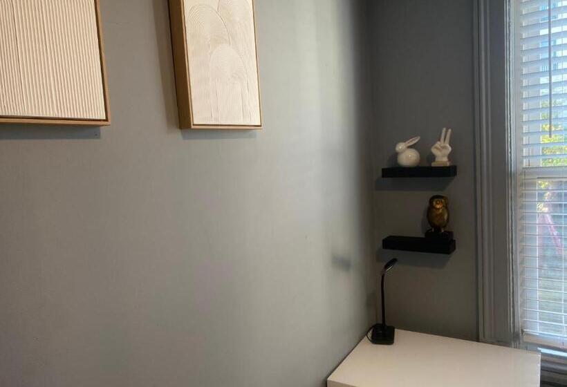 펜션 Cozy Apartment With City Skyline. Easy Commute Midtown Manhattan