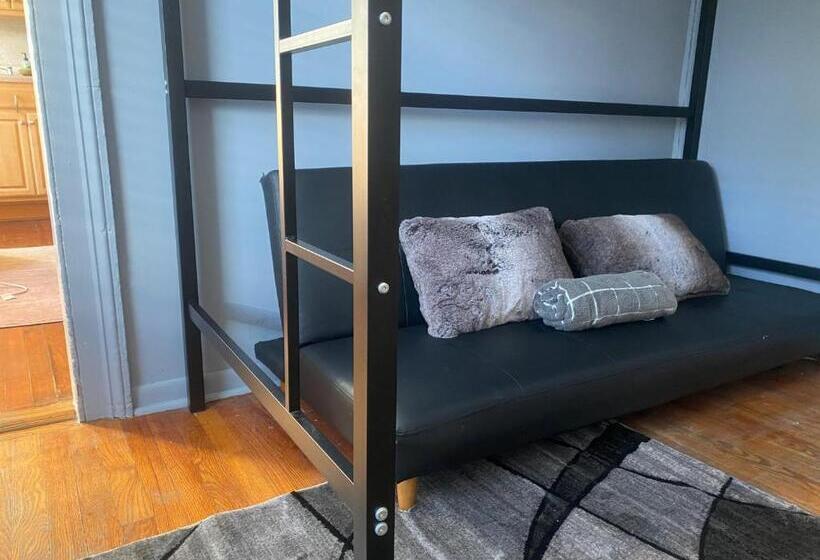 펜션 Cozy Apartment With City Skyline. Easy Commute Midtown Manhattan