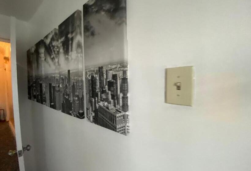 펜션 Cozy Apartment With City Skyline. Easy Commute Midtown Manhattan