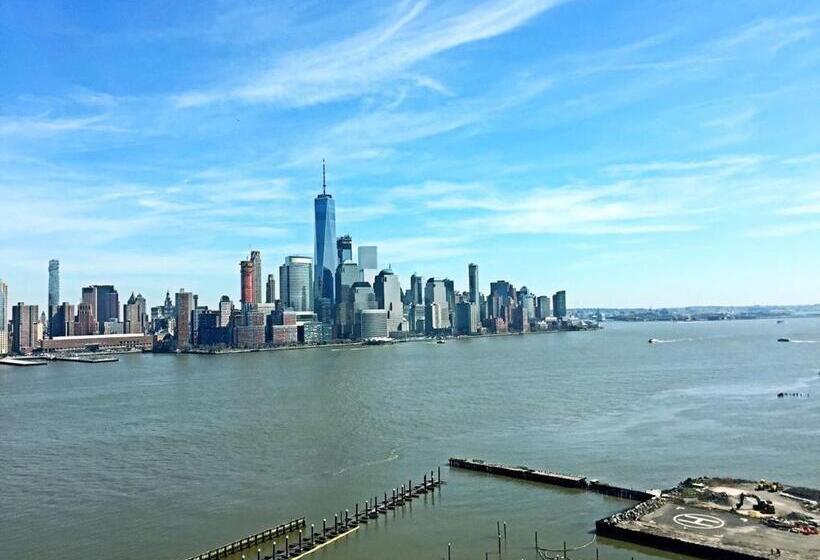 펜션 Cozy Apartment With City Skyline. Easy Commute Midtown Manhattan