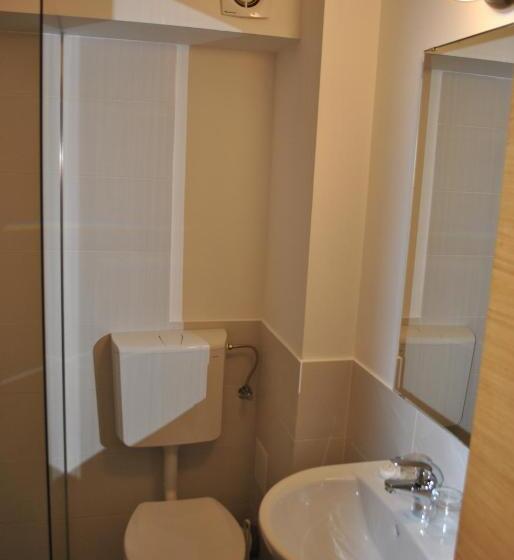 پانسیون Eforooms