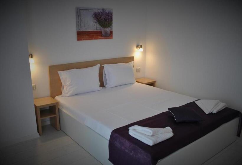 پانسیون Eforooms