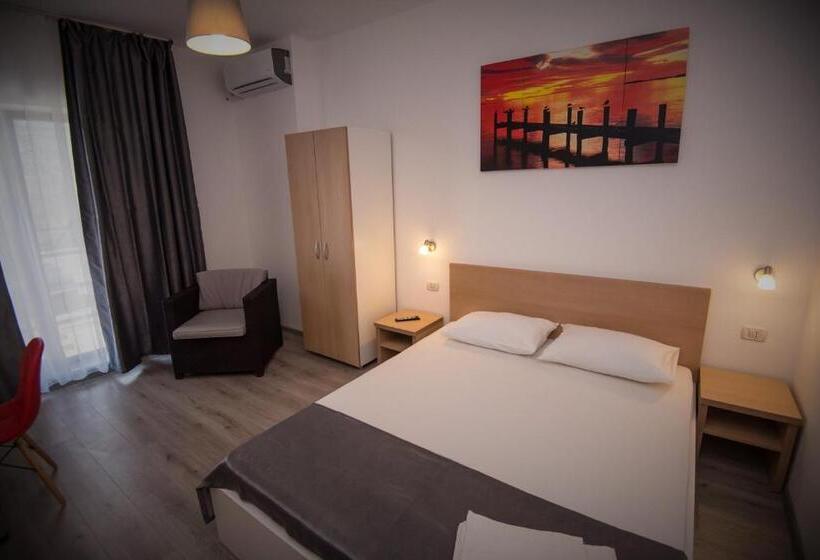 پانسیون Eforooms