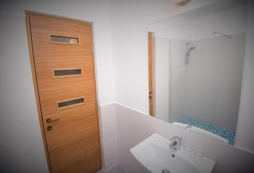 پانسیون Eforooms