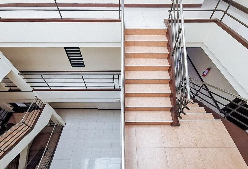 پانسیون Reddoorz Near Robinsons Cybergate Davao 2